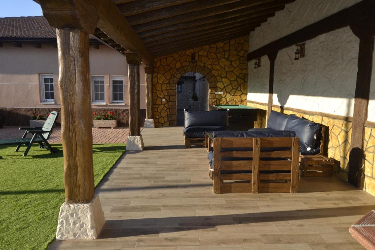 El Capricho De Los Carrascos Juarros de Voltoya Dış mekan fotoğraf