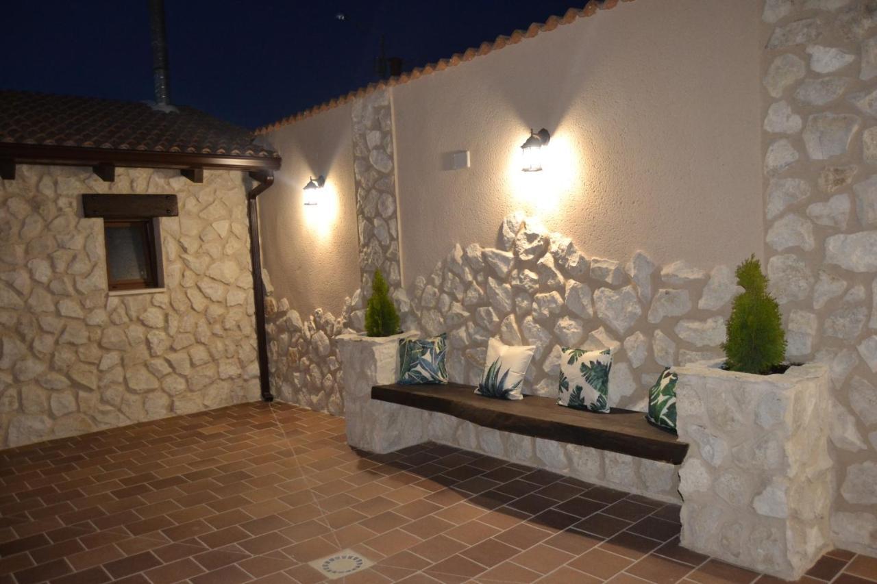 El Capricho De Los Carrascos Juarros de Voltoya Dış mekan fotoğraf