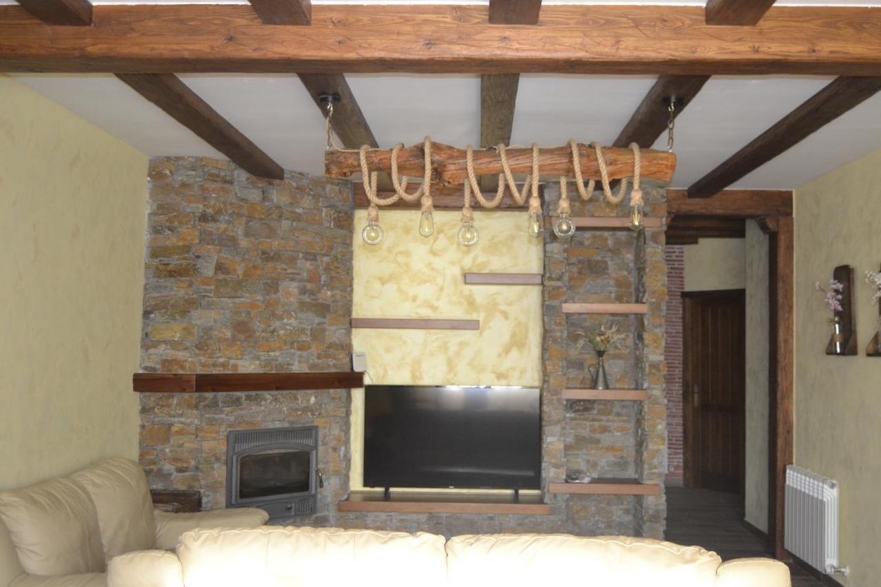 El Capricho De Los Carrascos Juarros de Voltoya Dış mekan fotoğraf